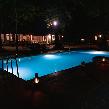 Tiger Trails Resort Tala  Bagian luar foto