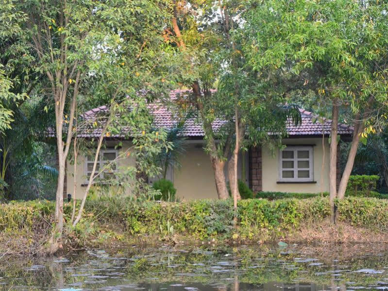 Tiger Trails Resort Tala  Bagian luar foto